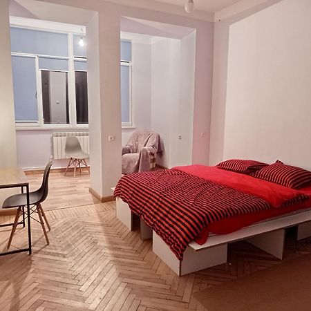 Living Spaces - Guesthouse Erywań Zewnętrze zdjęcie